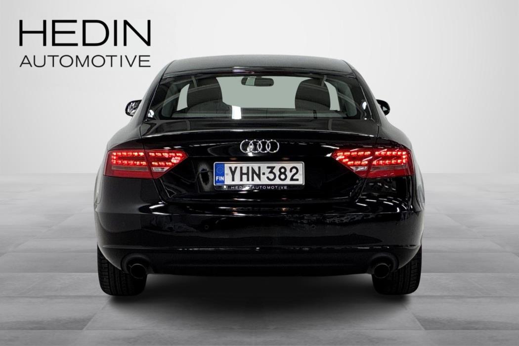 Audi A5 2011