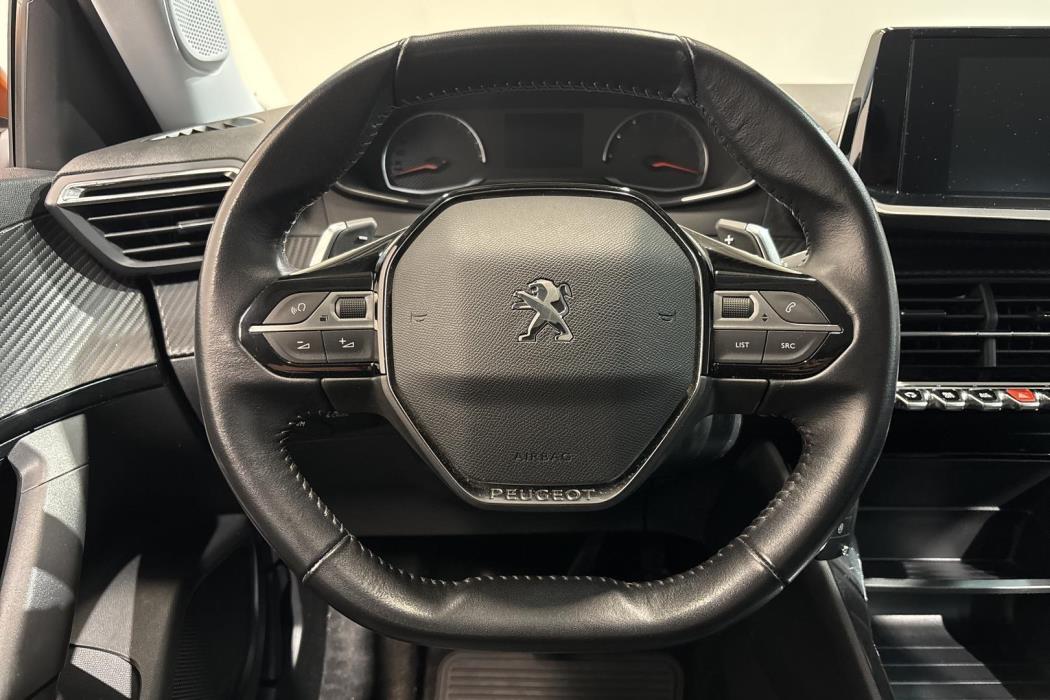PEUGEOT 2008 2020