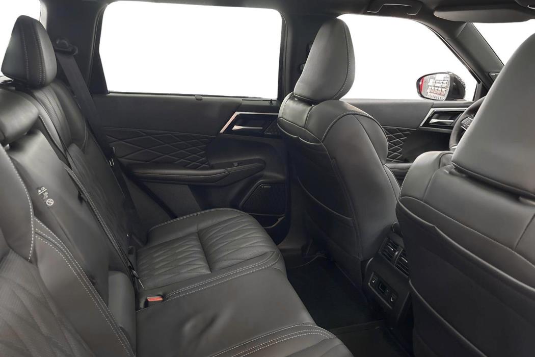 Mitsubishi Outlander 2026