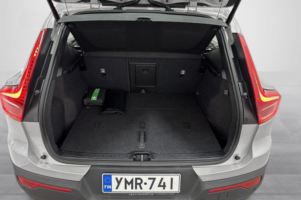 Volvo XC40 2024