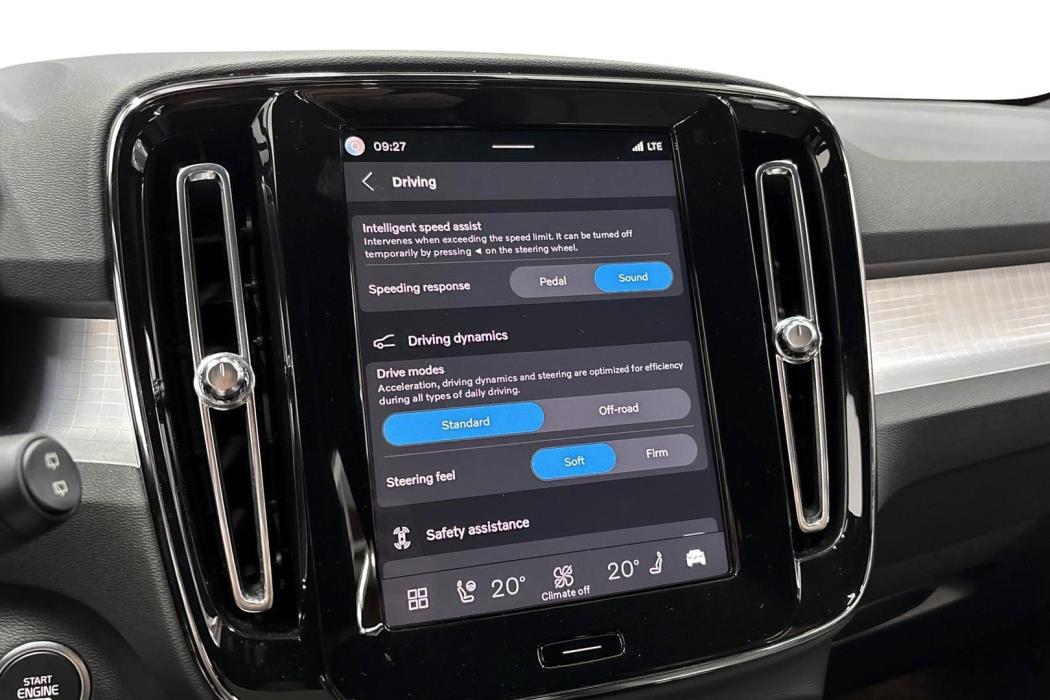 Volvo XC40 2024