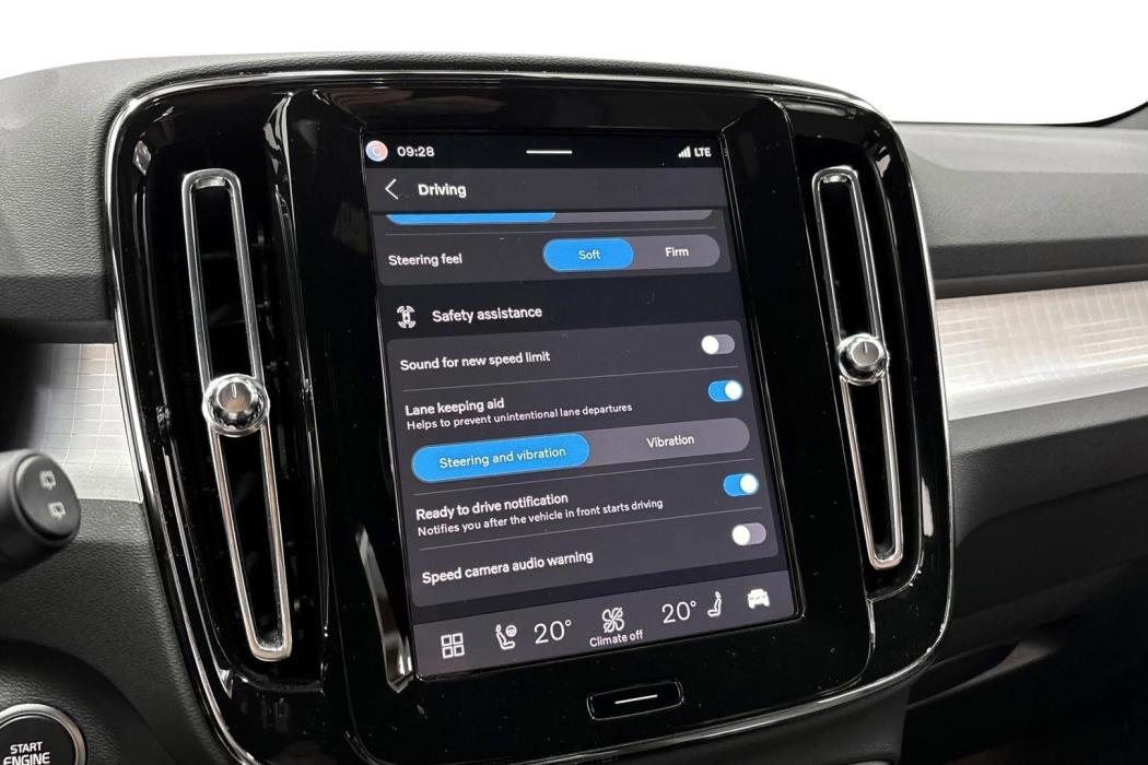 Volvo XC40 2024