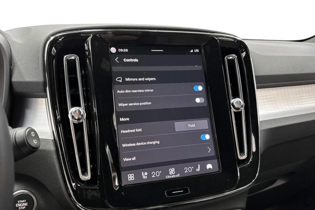 Volvo XC40 2024