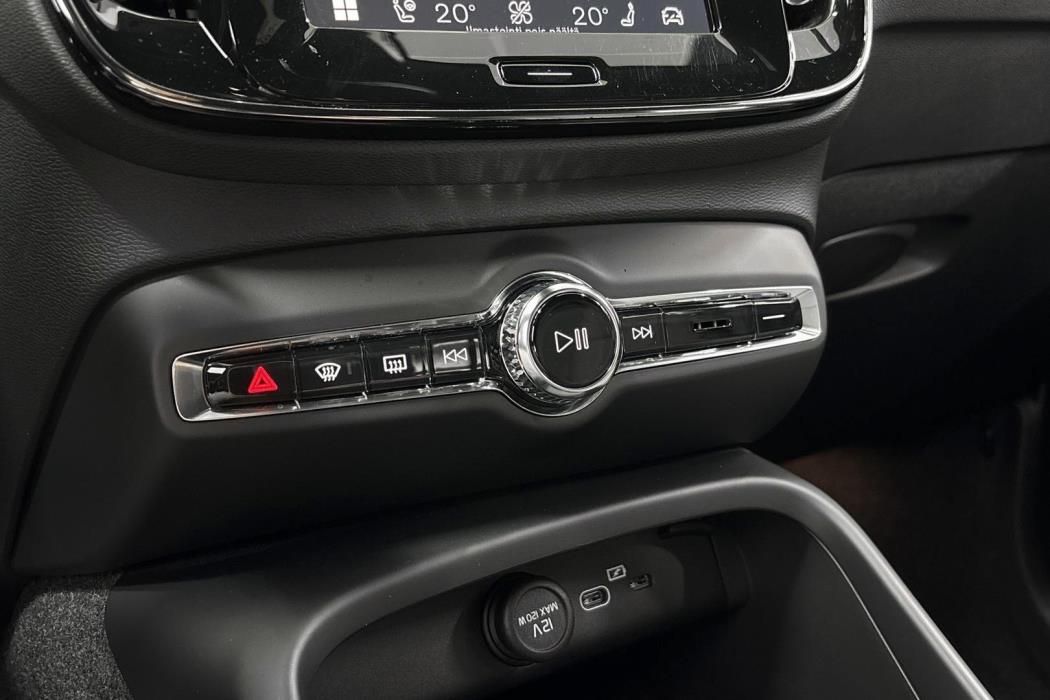 Volvo XC40 2024