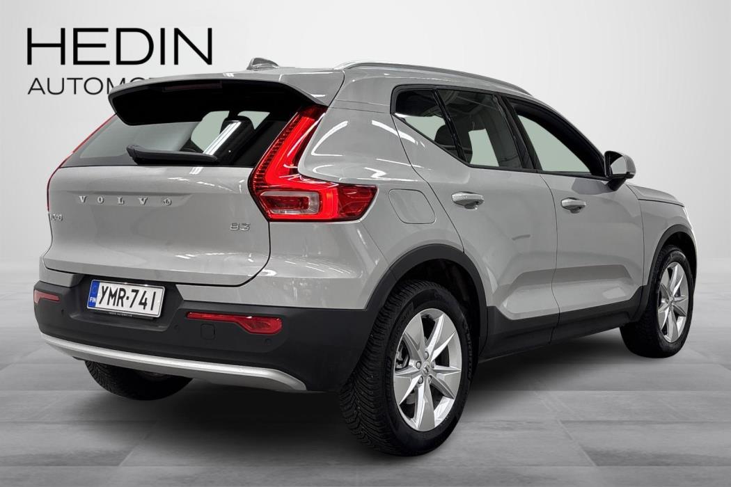 Volvo XC40 2024
