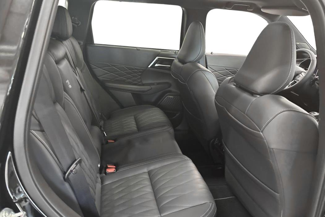 Mitsubishi Outlander 2026