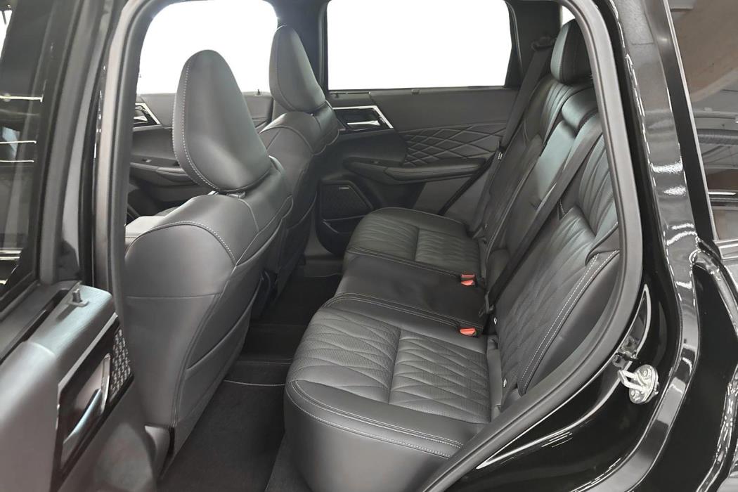 Mitsubishi Outlander 2026