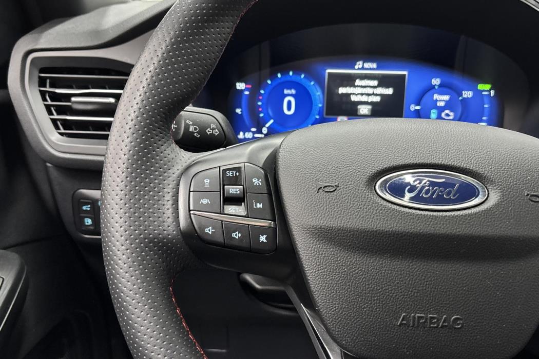 Ford Kuga 2021