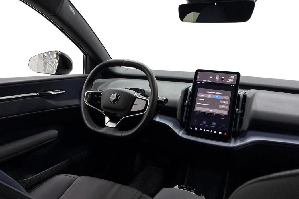 Volvo EX30 2024