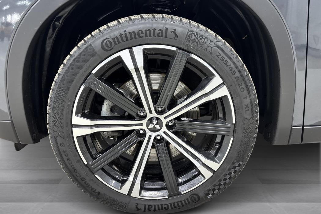 Mitsubishi Outlander 2025