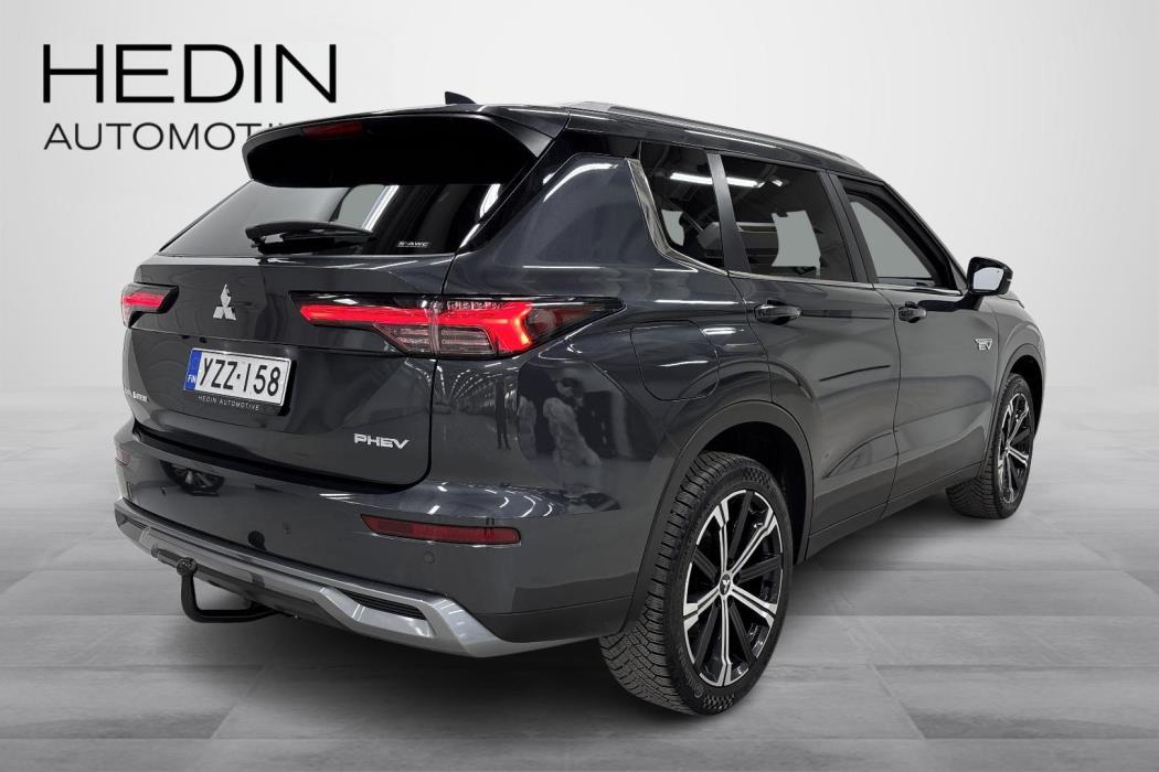 Mitsubishi Outlander 2025