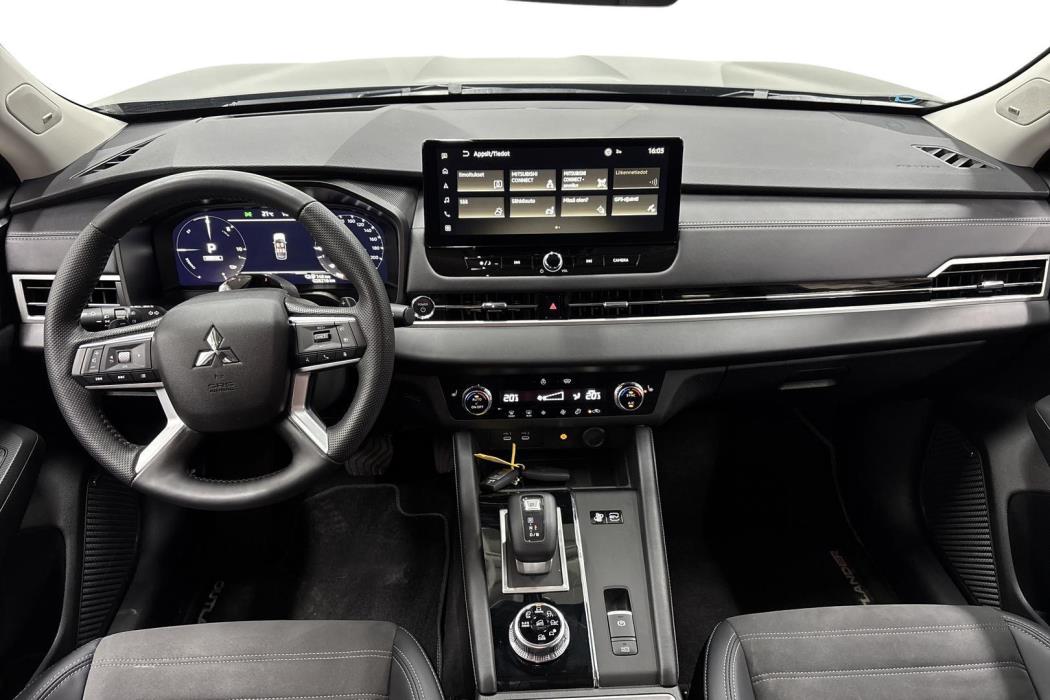 Mitsubishi Outlander 2025