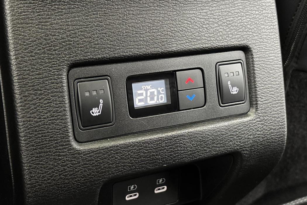 Mitsubishi Outlander 2025