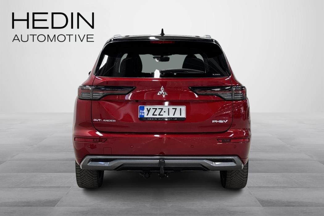 Mitsubishi Outlander 2025