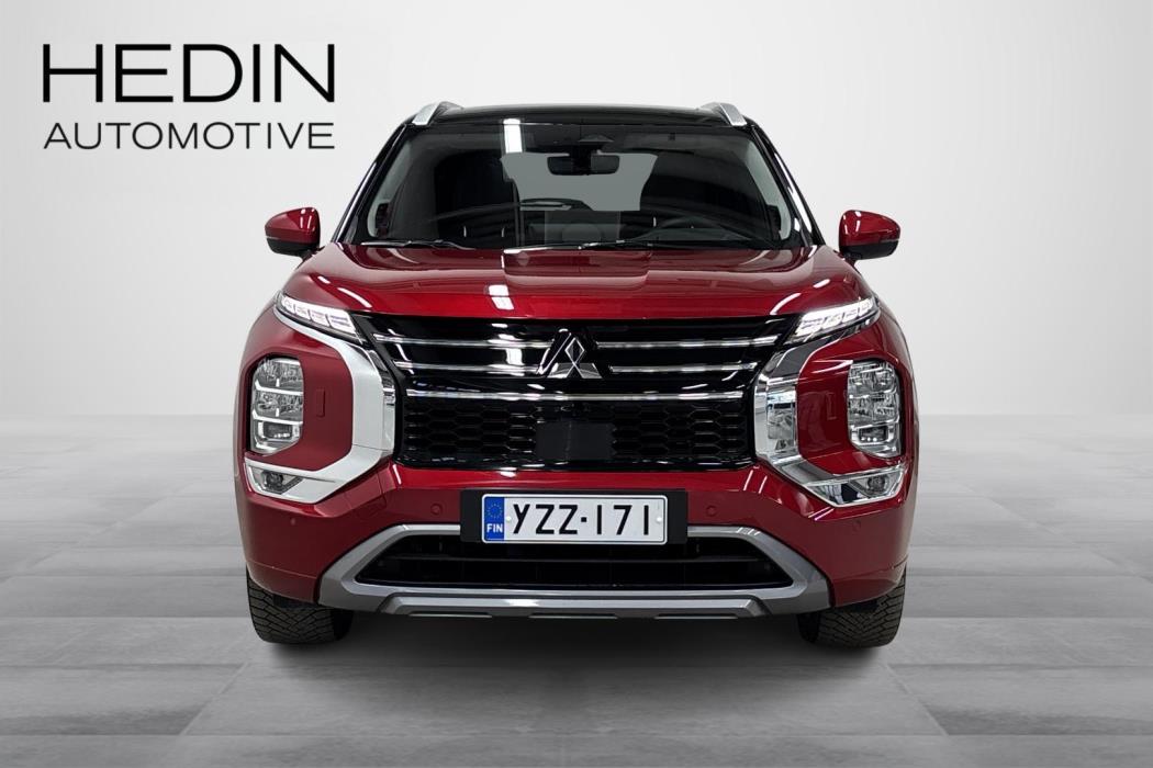 Mitsubishi Outlander 2025