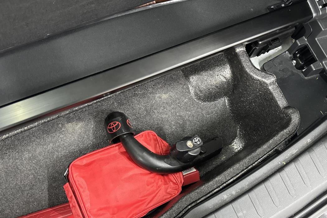 TOYOTA RAV4 Plug-in 2021
