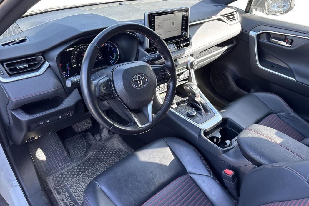 Toyota RAV4 Plug-in 2021