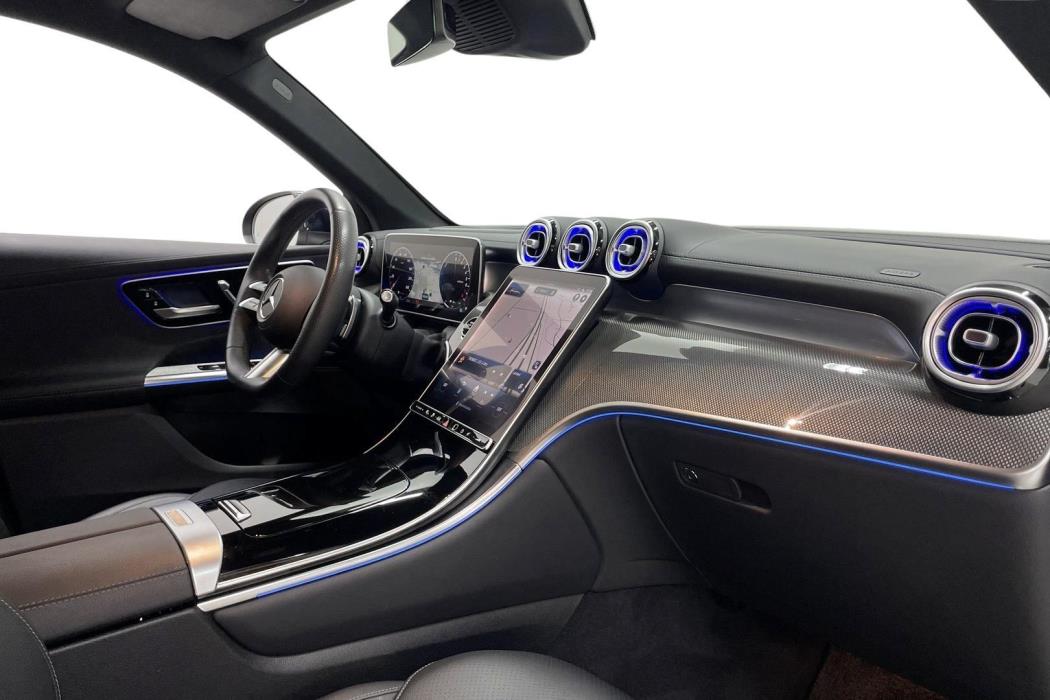 Mercedes-Benz GLC 2023