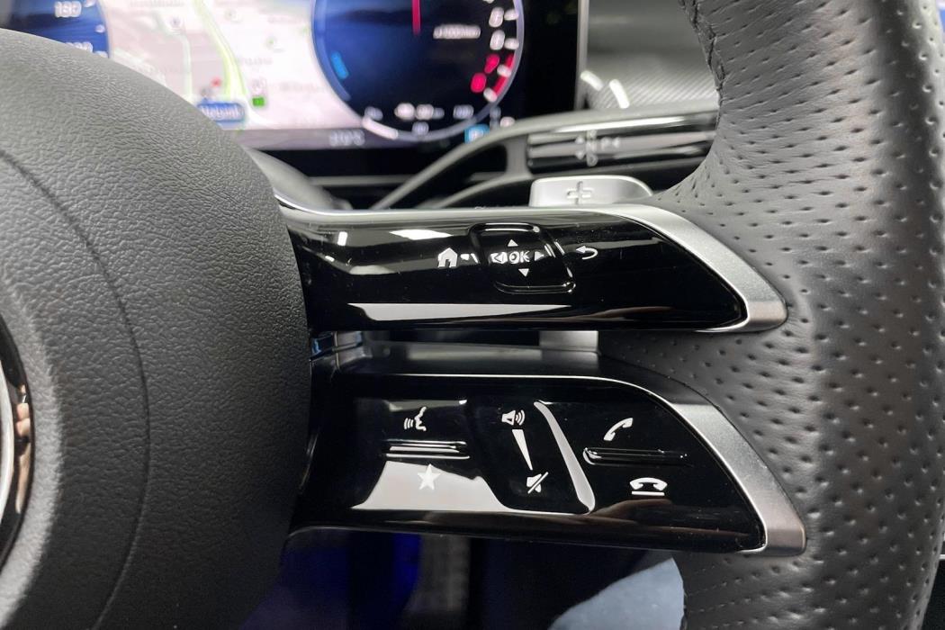 Mercedes-Benz GLC 2023