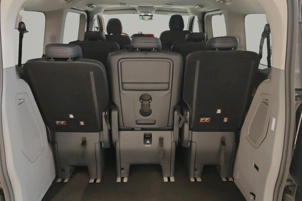 FORD Tourneo Custom 2026