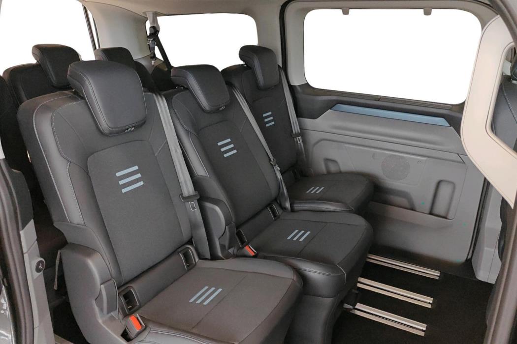 FORD Tourneo Custom 2026