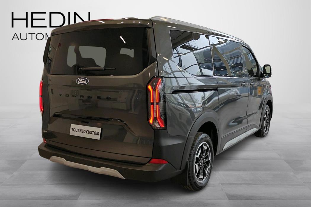 FORD Tourneo Custom 2026