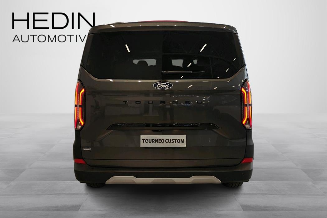 FORD Tourneo Custom 2026