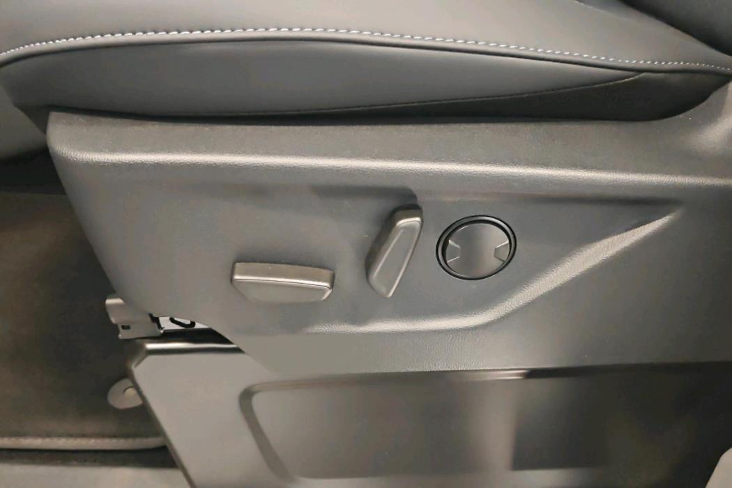 FORD Tourneo Custom 2026