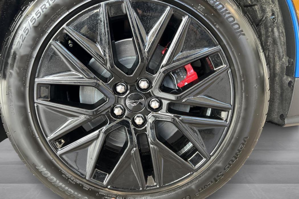 Ford Mustang Mach-E 2026