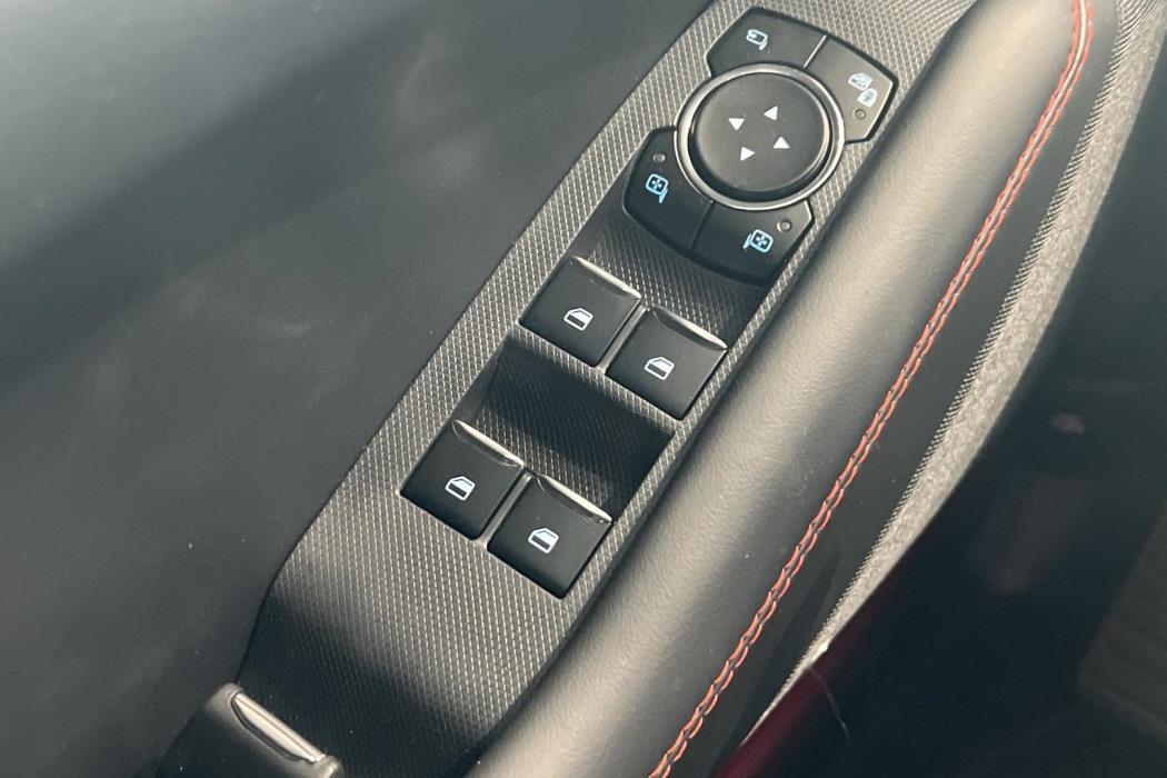 Ford Mustang Mach-E 2026