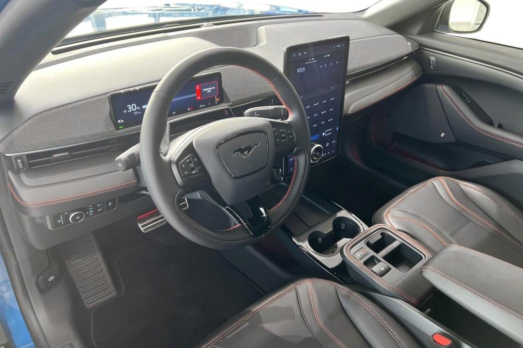 Ford Mustang Mach-E 2026