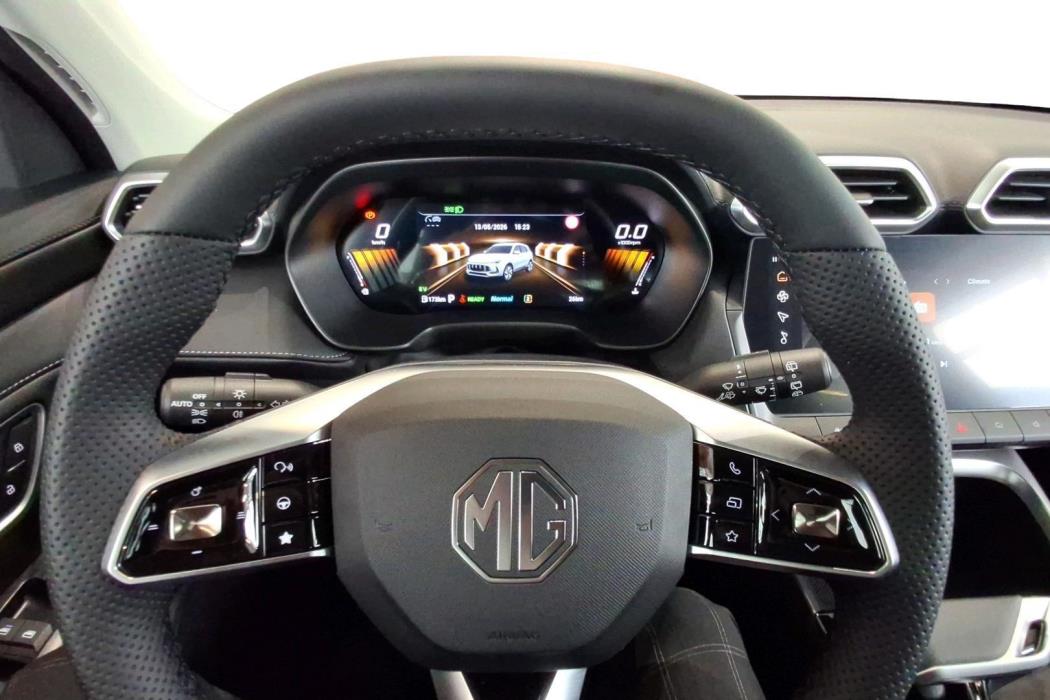 MG ZS 2025