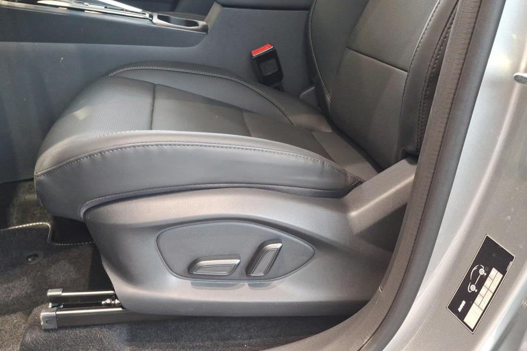 MG ZS 2025