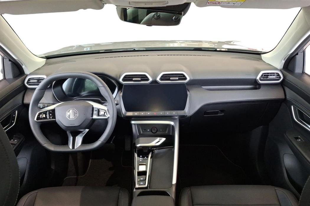 MG ZS 2025