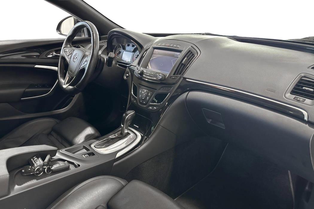 OPEL INSIGNIA 2016