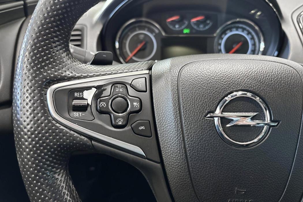 OPEL INSIGNIA 2016