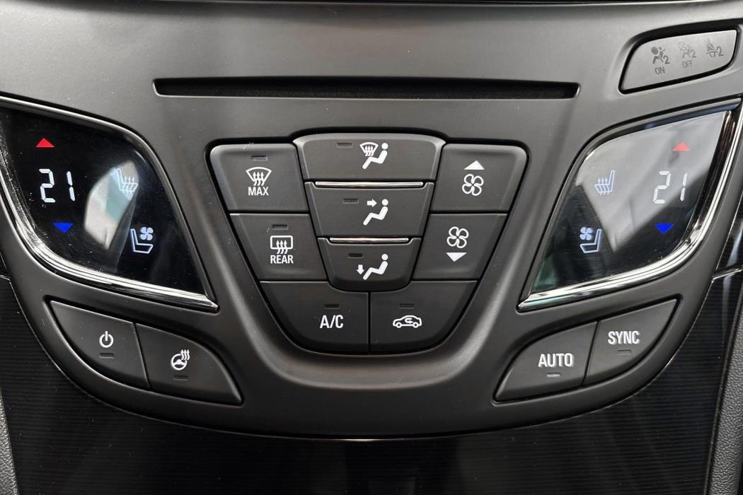 OPEL INSIGNIA 2016