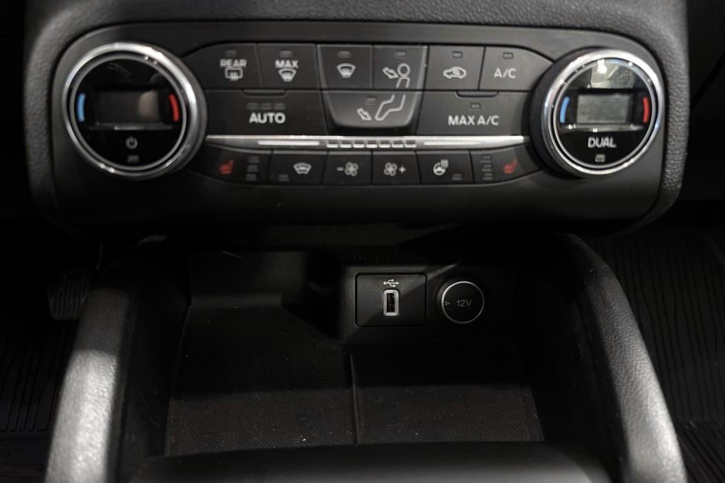 FORD FOCUS 2019