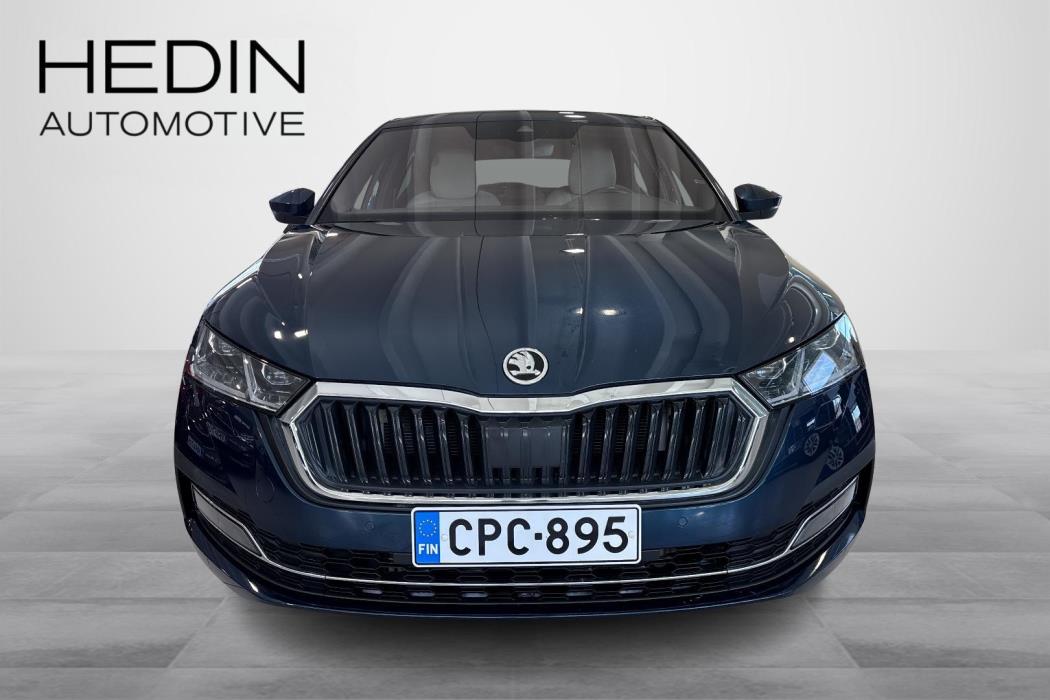 SKODA OCTAVIA 2021