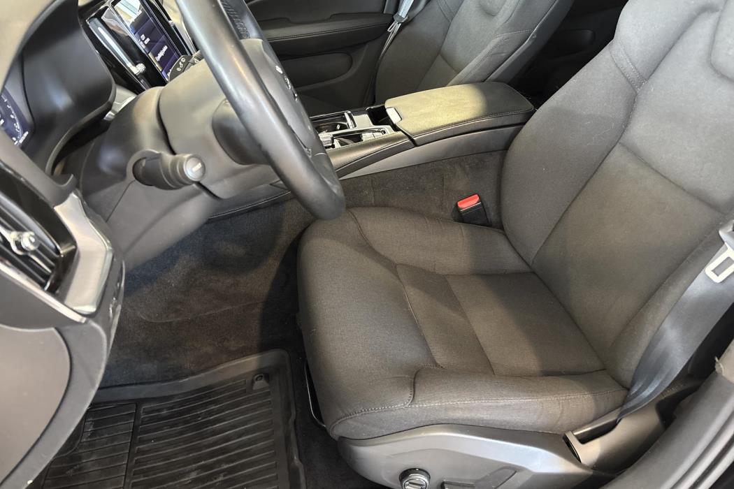 VOLVO V60 2022