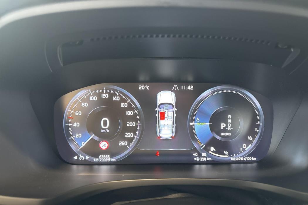 VOLVO V60 2022