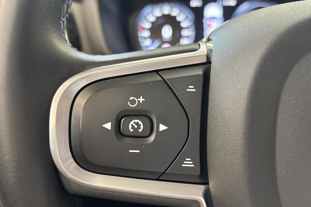 VOLVO V60 2022