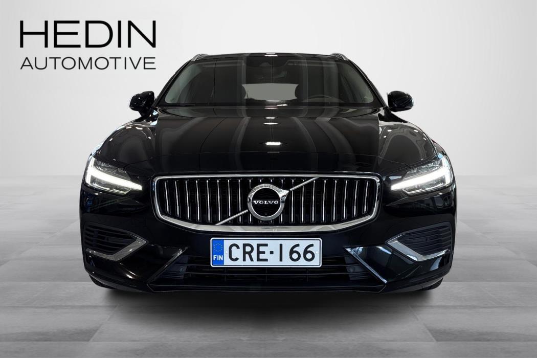 VOLVO V60 2022