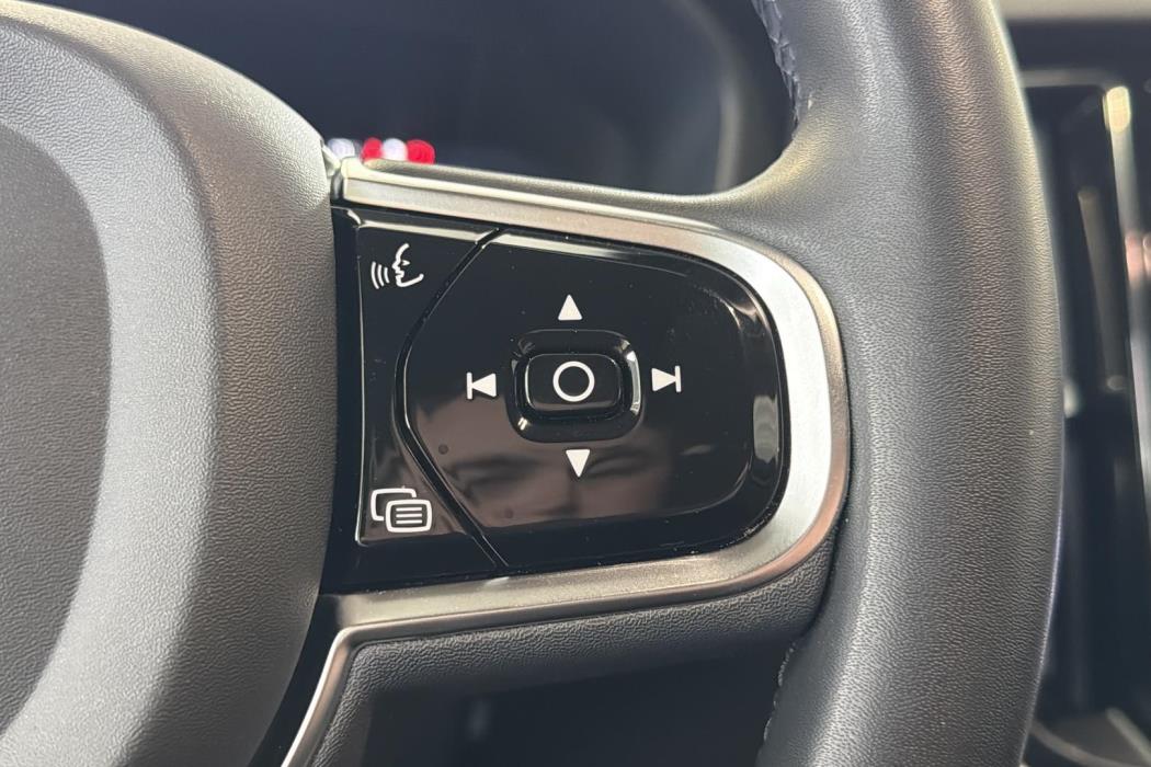 Volvo S60 2023