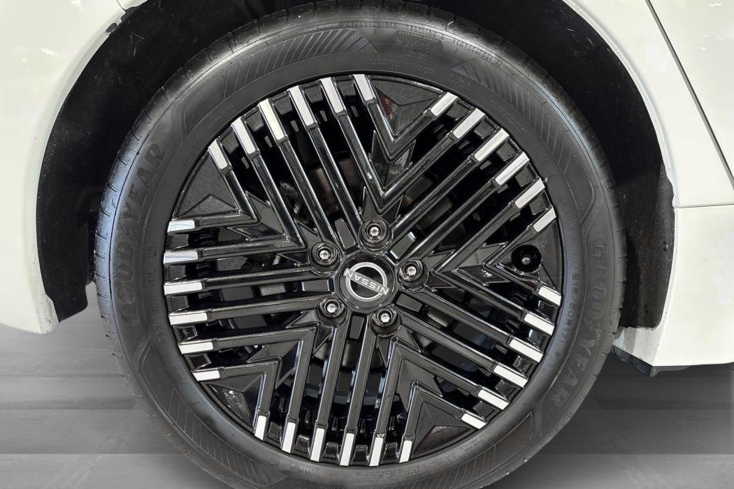 NISSAN Leaf 2023