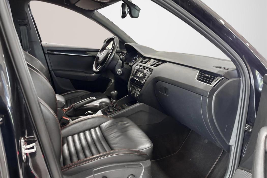 SKODA Octavia 2016