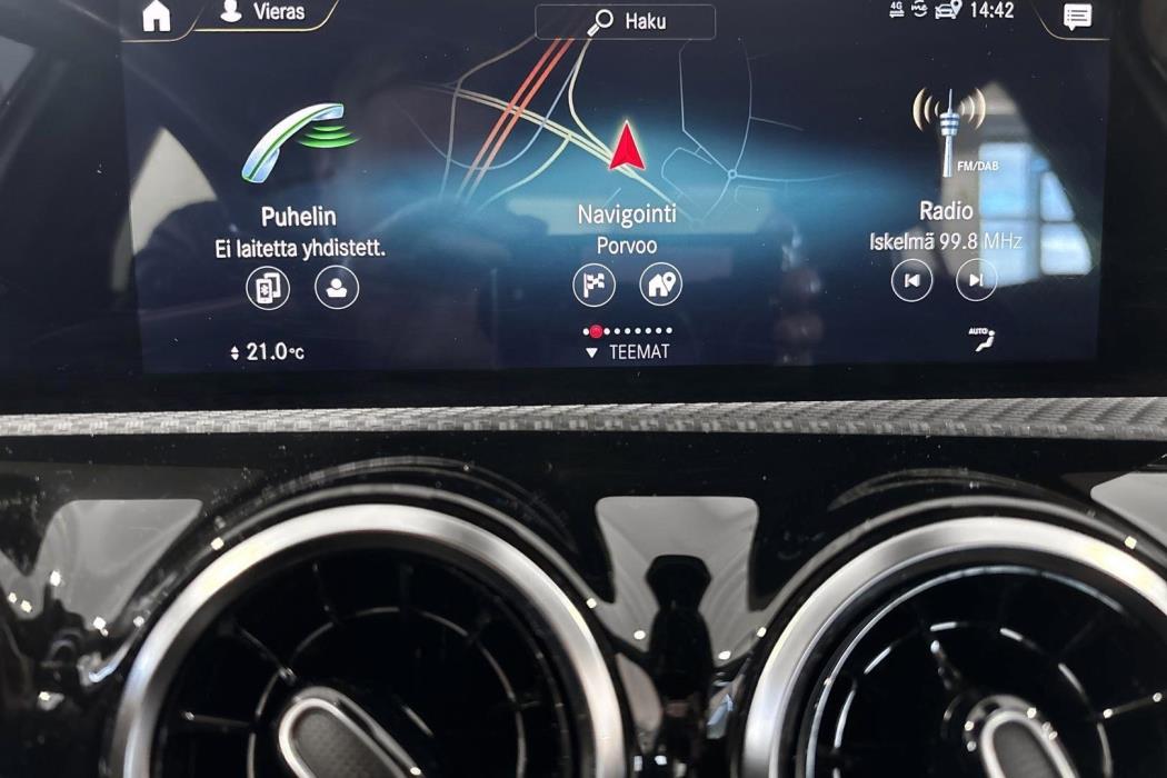 MERCEDES-BENZ A 2020