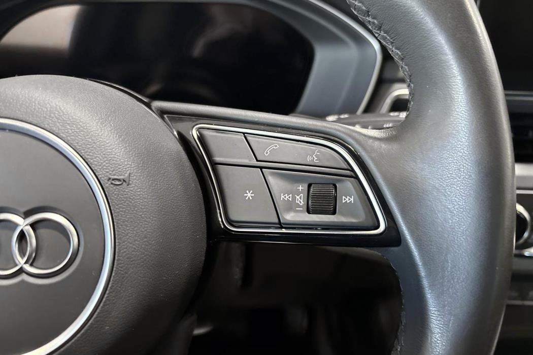 Audi A4 2023