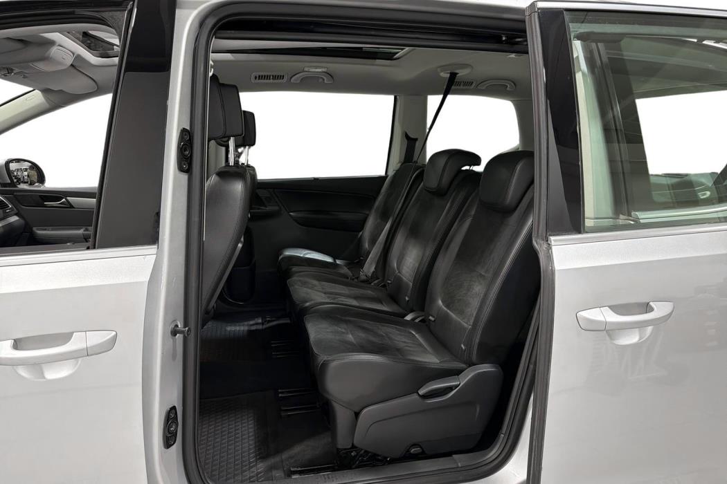 VOLKSWAGEN SHARAN 2013