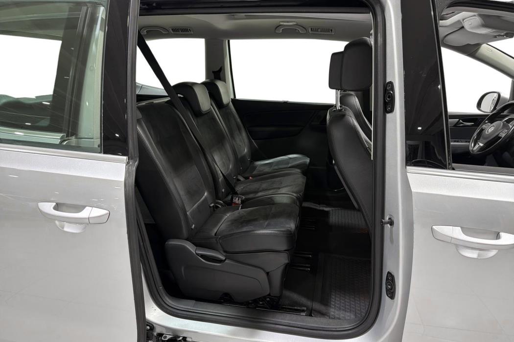 VOLKSWAGEN SHARAN 2013